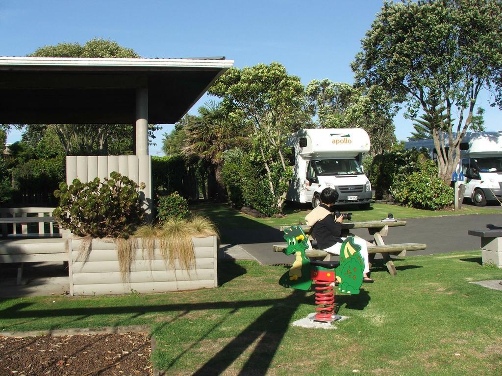 New Plymouth Top 10 Holiday Park Eksteriør bilde