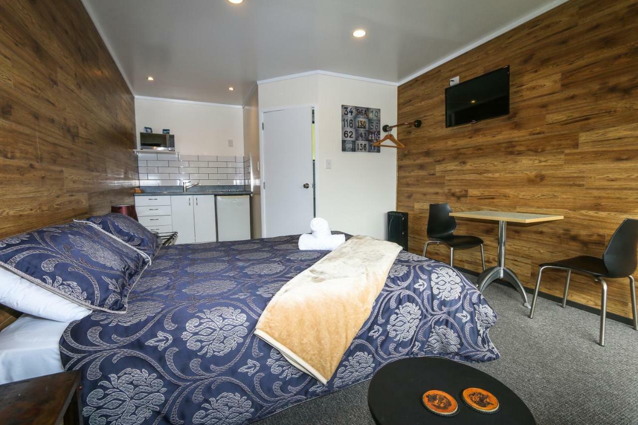 New Plymouth Top 10 Holiday Park Eksteriør bilde